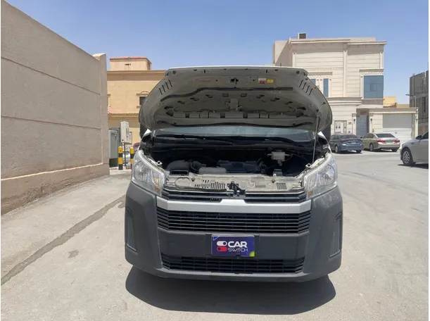 Car image 22