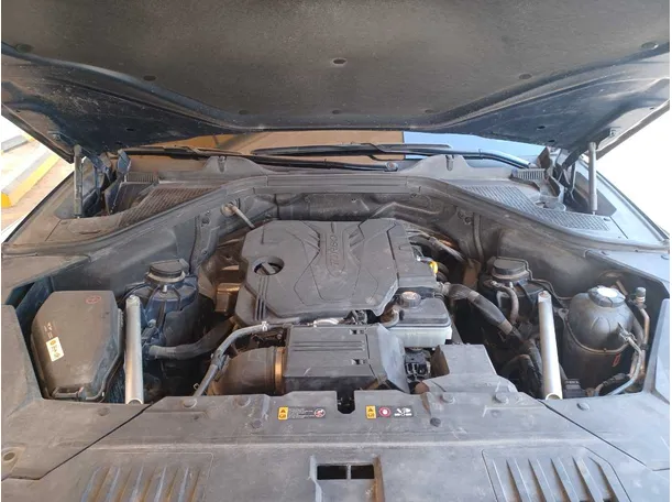 Car image 28