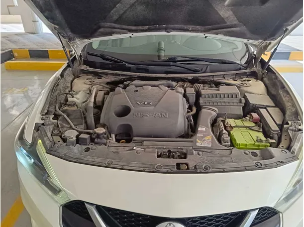 Car image 37