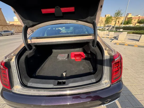 Car image 22