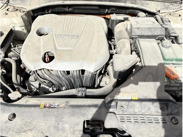 Car image 32
