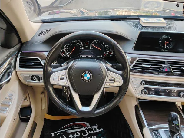 Car image 36