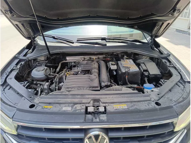 Car image 35