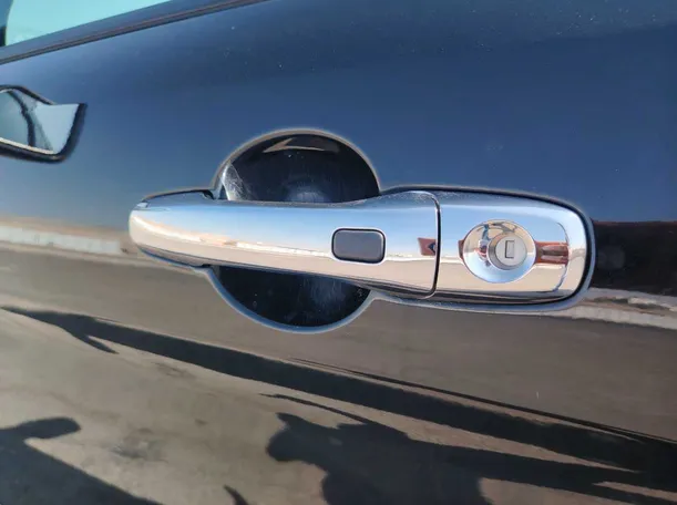 Car image 33
