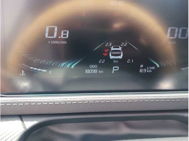 Car image 23