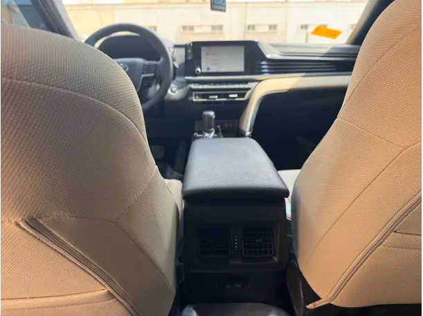 Car image 21