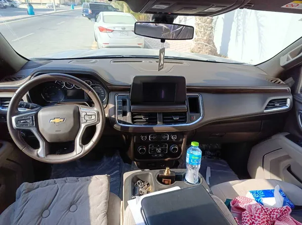 Car image 18