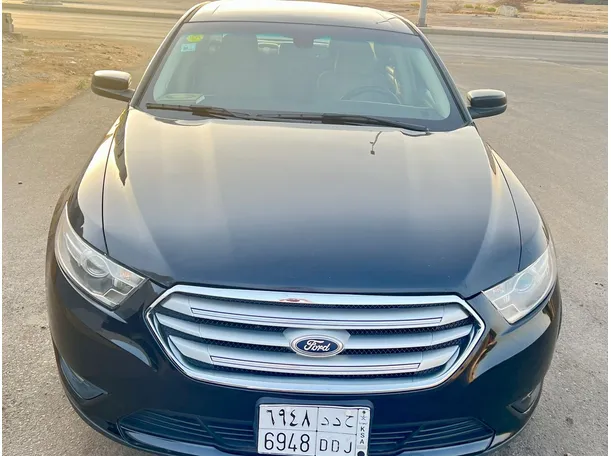 Car image 8