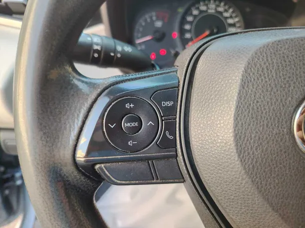 Car image 33