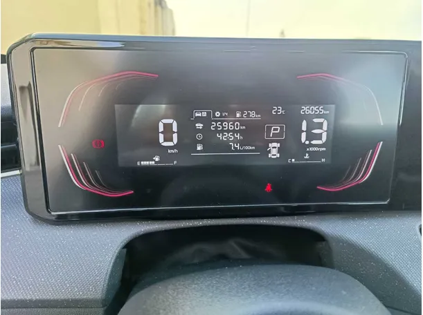 Car image 25