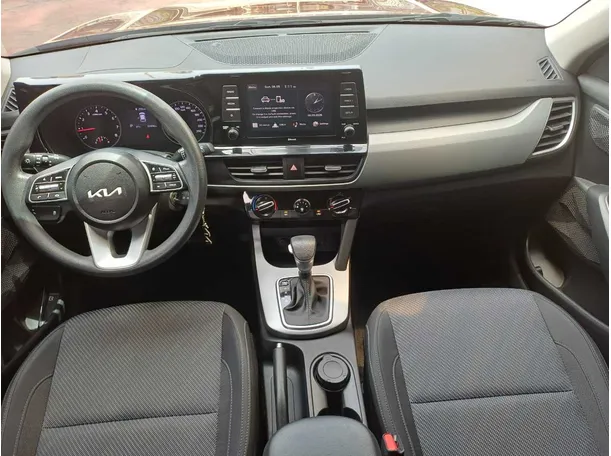 Car image 15