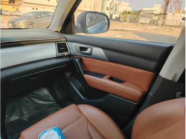 Car image 41