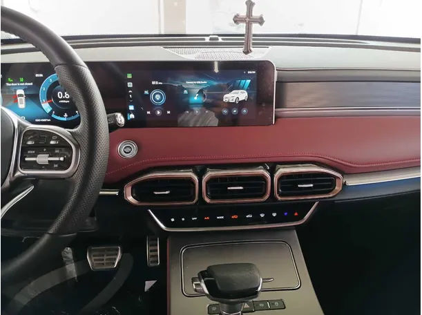 Car image 17