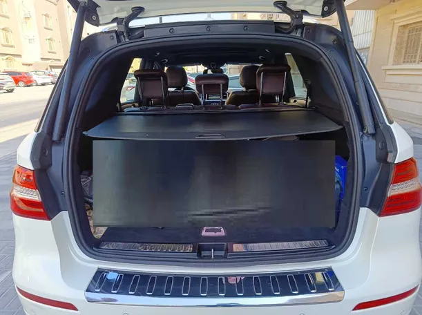 Car image 28