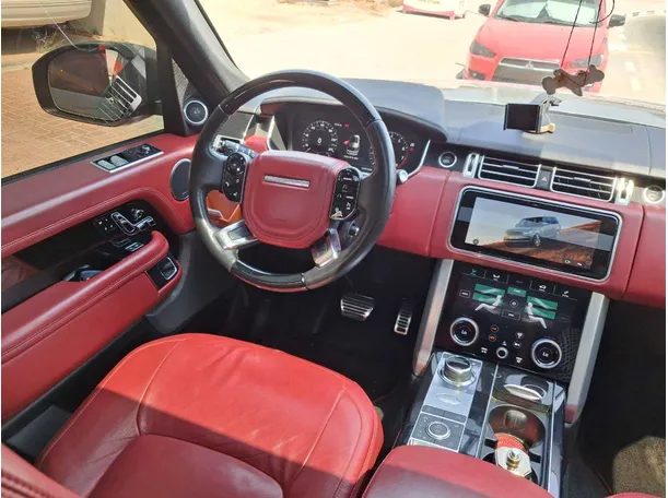 Car image 16