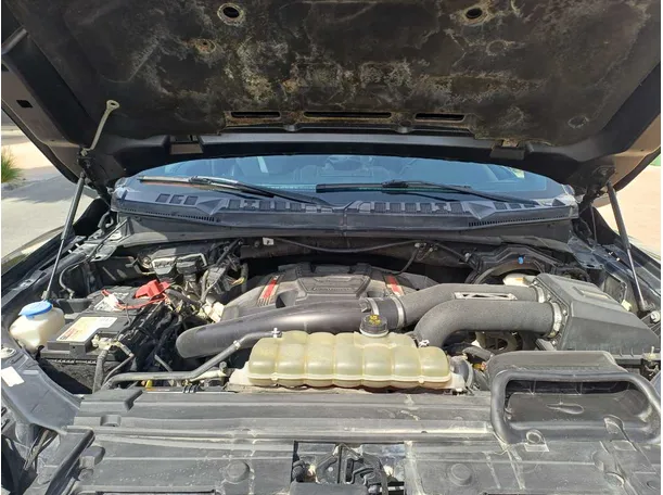 Car image 28