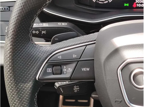 Car image 36