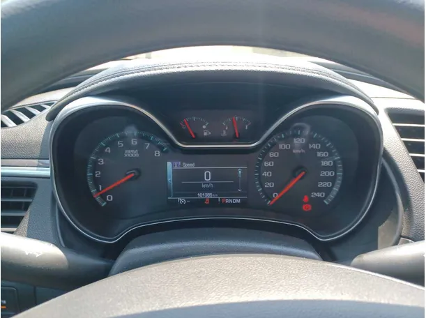 Car image 19