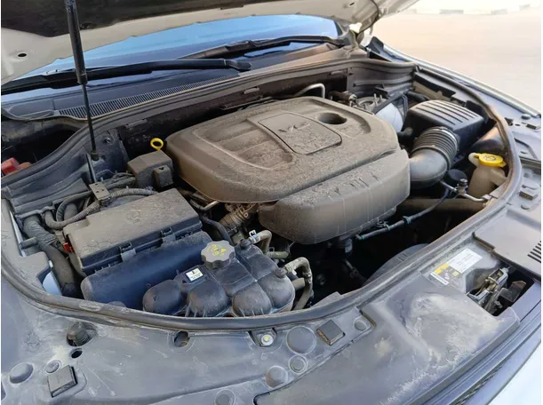 Car image 36