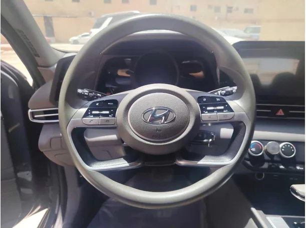 Car image 22