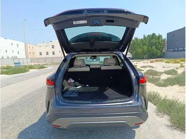 Car image 28