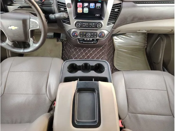 Car image 18
