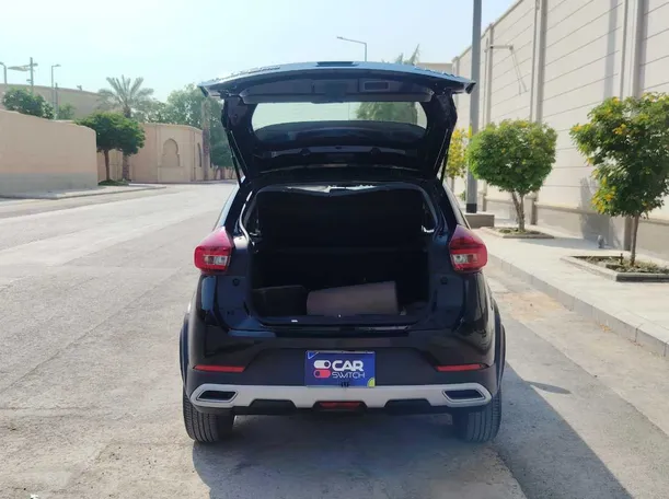 Car image 22