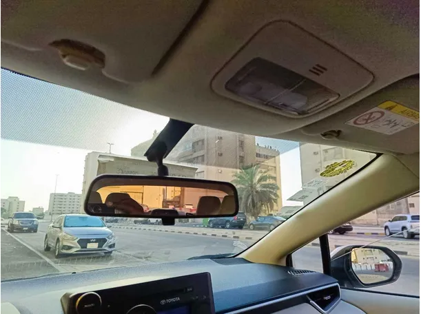 Car image 28