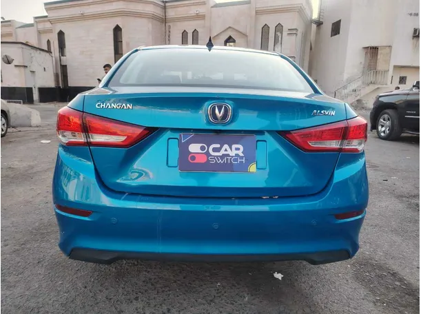 Car image 6