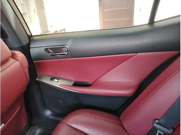 Car image 39