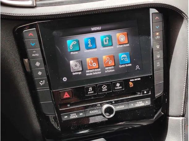 Car image 20