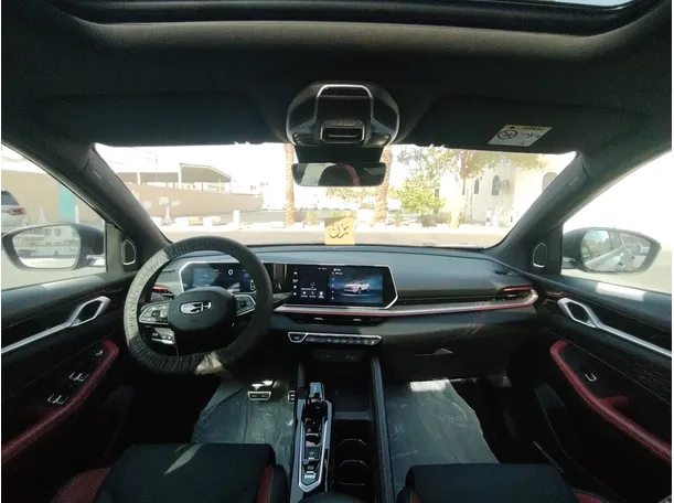 Car image 17