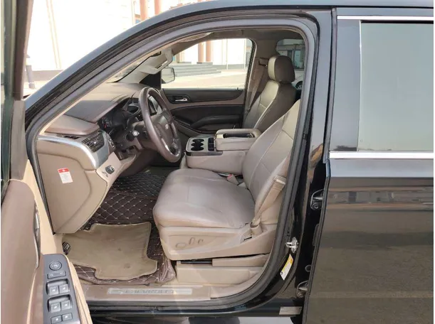 Car image 11
