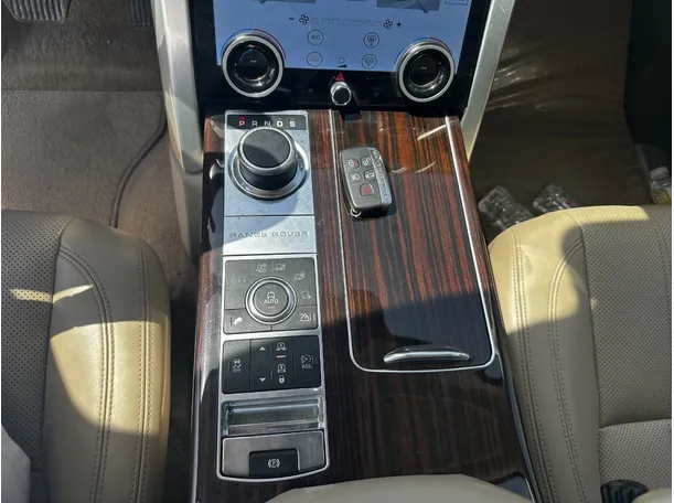 Car image 21
