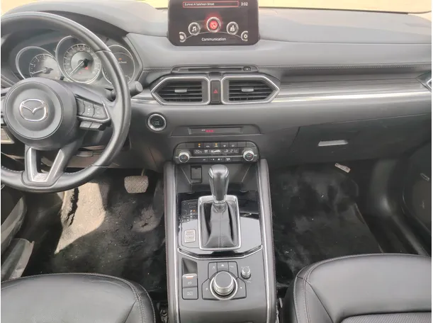 Car image 18