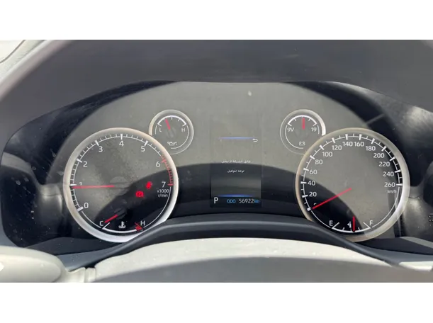 Car image 20