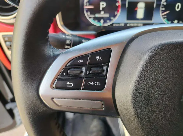 Car image 34