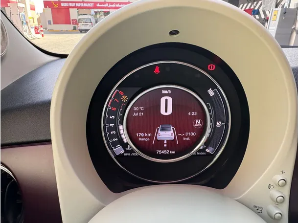 Car image 15