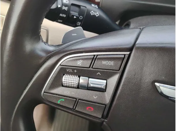 Car image 45