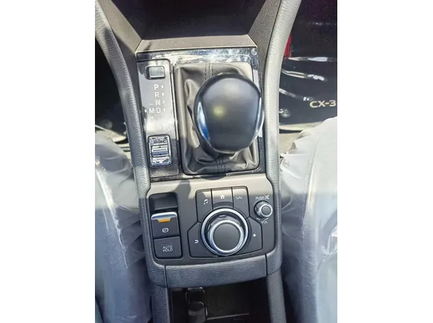Car image 23