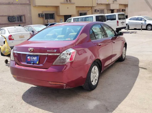 Car image 5