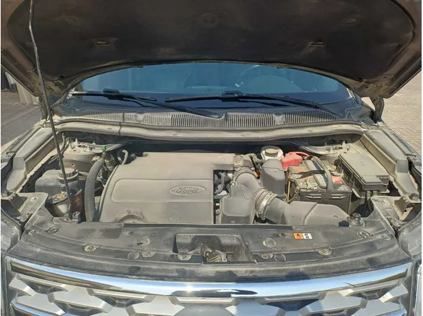 Car image 27