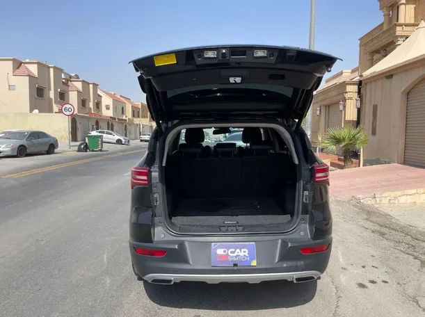 Car image 21
