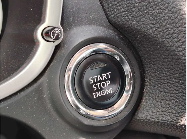Car image 29