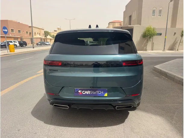 Car image 6