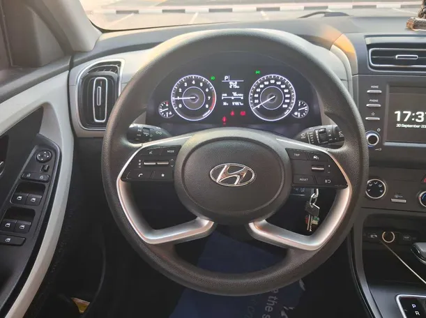 Car image 15