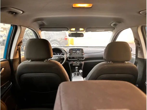 Car image 16