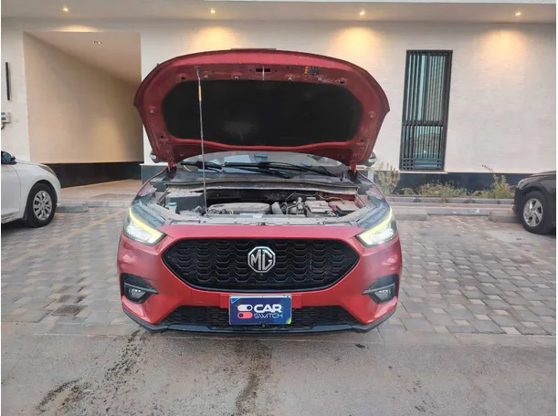 Car image 30