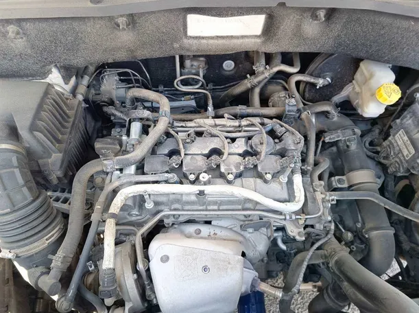 Car image 35
