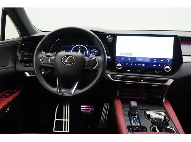 Car image 15